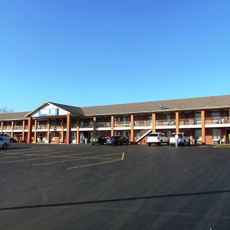 Travel Inn & Suites Frankfort Εξωτερικό φωτογραφία
